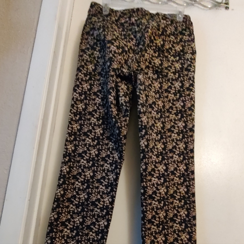 Levi's flower print skinny jeans. New. Size 6. - Picture 9 of 16
